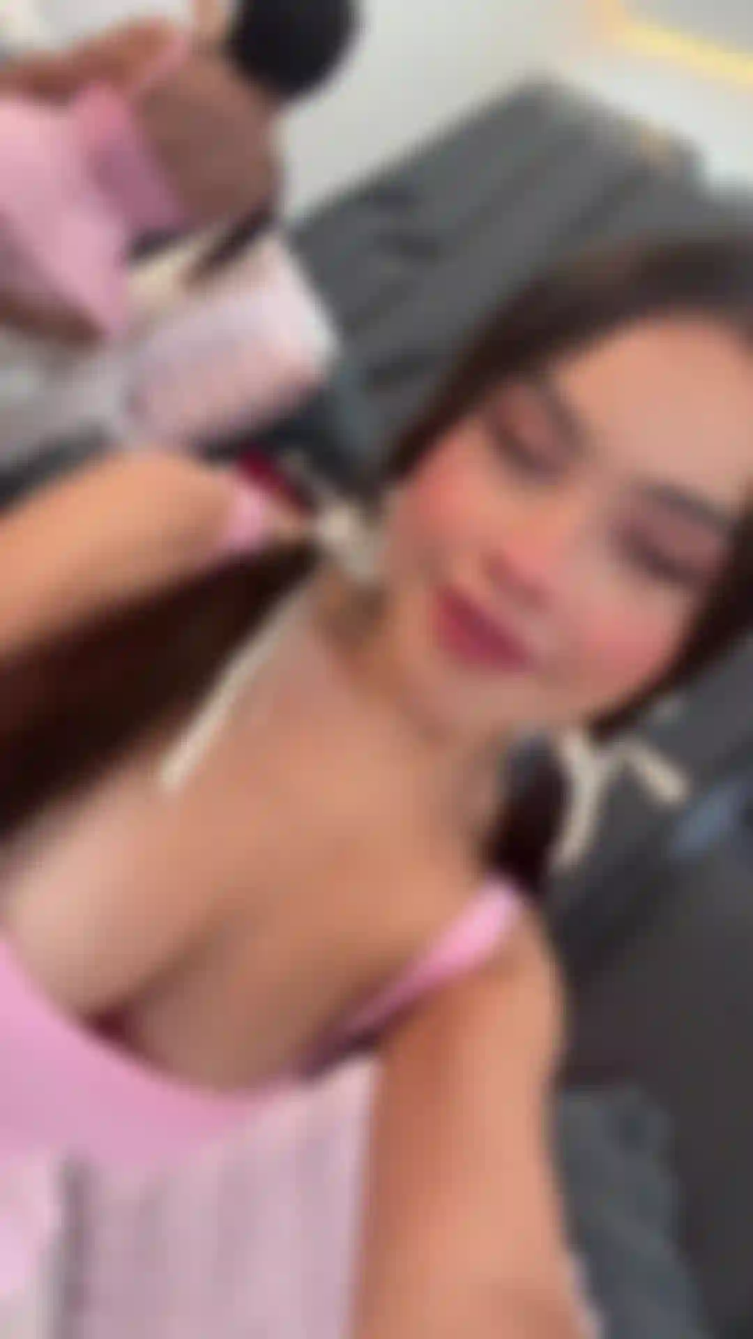 The pink mix suits me really well, right?