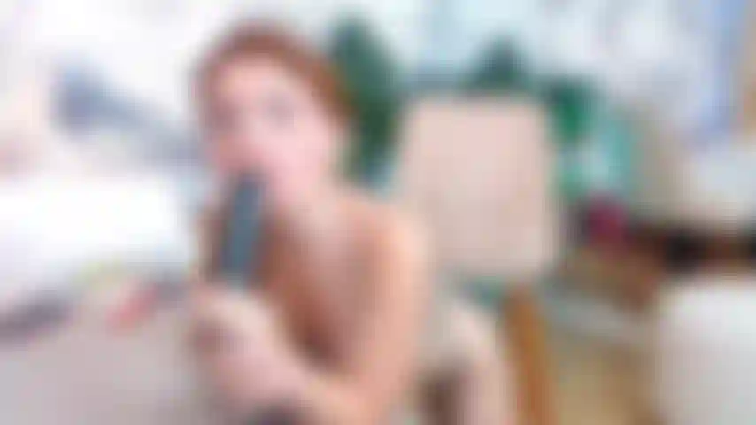 Schön nackt und blowjob.