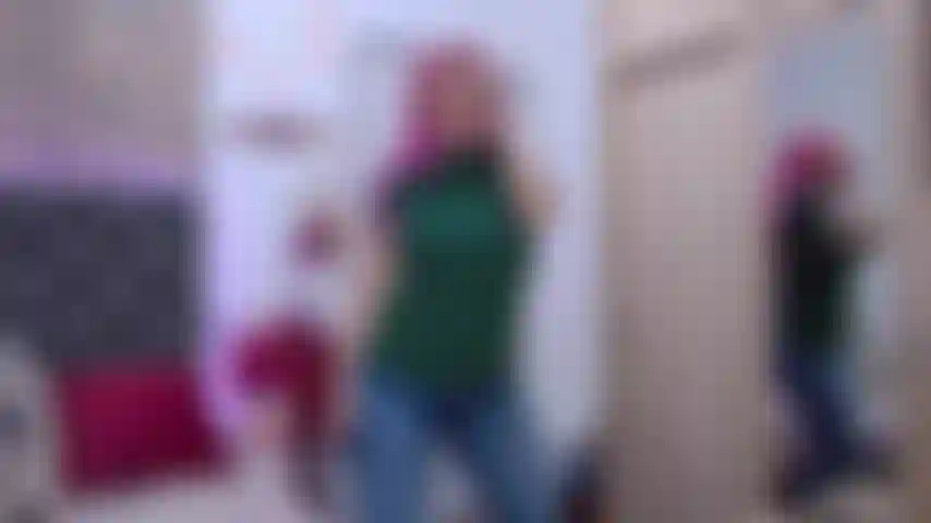 Sexy jeans und striptease.