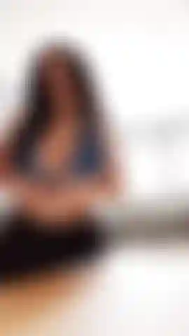 Eingeölter tittenspaß im wohnmobil.