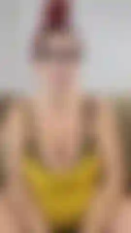 Sie und ich bekommen endlich unser erstes gemeinsames baby, obwohl ich eine erfahrene milf bin und dies meine vierte schwangerschaft ist! Ich spreche darüber, wie sehr ich deine bauchmassagen und das kitzeln deines bauchnabels liebe, während ich dir meinen bauch zeige und ihn für dich reibe! 29 Woche schwanger.