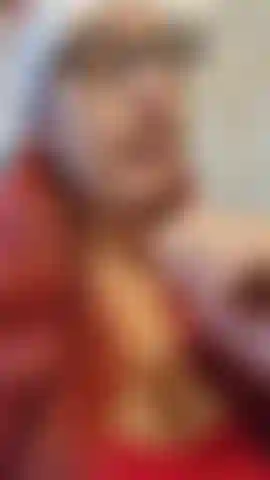 Es ist ferienzeit und ich war in schenklaune, also gebe ich dir einen atemberaubenden blowjob mit viel spucke und würgen, damit du mir ins gesicht und auf die titten spritzen kannst! Viel spucke! Audio!