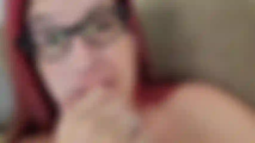 Extrem nahansichten meiner dunklen warzenhöfe während der schwangerschaft! Ich mache sie faltig und munter und zeige in diesem video jedes noch so kleine detail davon! Viele schöne, supernahe ansichten mit unmengen an details! 37. Schwangerschaftswoche.