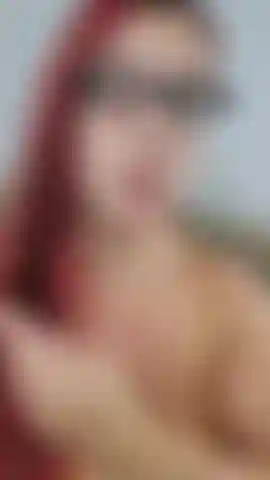 Sitze auf meinem 12-zoll-dildo und reite ihn, sodass meine schwangeren titten hüpfen! Wie ich diesen monsterschwanz wieder in meiner muschi vergrabe, dieses mal mit hüpfenden titten – es brachte mich sogar zweimal zum abspritzen! 16 Woche schwanger!