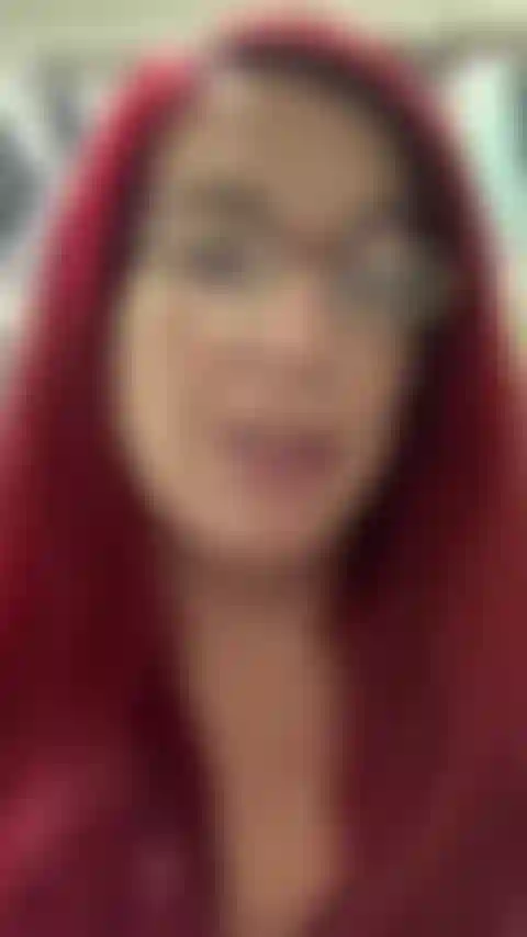 26 Schwangerschaftswoche - lecke/schnüffele an meinen schmutzigen 12-füßen, dann lecke und schnüffele an meinem schmutzigen arschloch, arschloch-nahaufnahmen. Spucke auf meine titten/bauch und ende dann im doggy mit meinen füßen/arsch, die dir sagen, dass du abspritzen sollst! Audio!