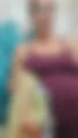 Höschen anprobieren! Sieh mir zu, wie ich hochschwanger viele verschiedene höschen anprobiere und meinen kurvigen schwangeren körper in vielen verschiedenen höschenpaaren zeige! Höschen mit weitem rückenausschnitt, die ich vor der schwangerschaft getragen habe, tief ausgeschnittene schwangerschaftshöschen und schwangerschaftshöschen mit hoher taille! 39 Wochen.