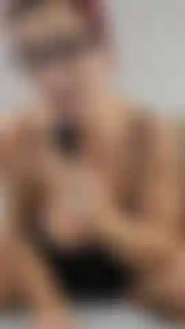 Nutze meine neue stimmung, sitze darauf und reite darauf, während meine großen, schlaffen, schwangeren titten hängen, und komme super hart! Ich ficke dann meine cremige schwangere muschi mit meinem glasdildo und benutze gleichzeitig den vibe und komme ein zweites mal und zeige am ende meine cremige muschi!