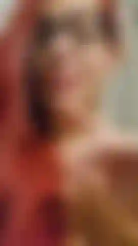 Ich habe ein neues böses drachenspielzeug namens rex! Wie ich es zum ersten mal ficke und sieh, wie gut meine hungrige fotze es schluckt und wie gut es mich zum abspritzen bringt! Audio!