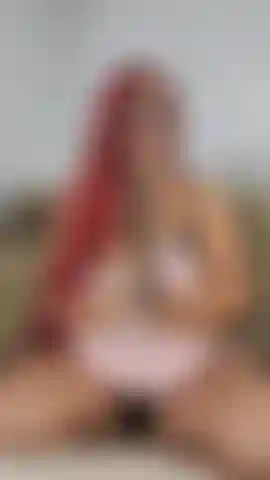 Ficke zum ersten mal meinen neuen 9-zoll-schwarzdildo! Ich reite es, ficke mich selbst im doggystyle, dann ficke ich meine muschi, während ich meine stimmung benutze und komme nicht nur einmal, sondern zweimal! Ich zeige dir am ende mein sperma darauf und lecke es dann sauber (audio).