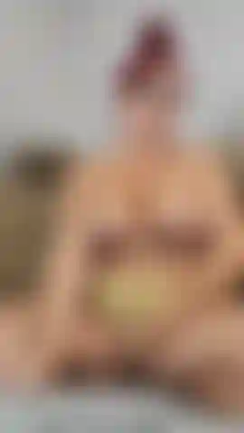 Schau mir zu, wie ich in einem höschen abspritze! Ich habe sie mit meinen cremigen schwangeren muschisäften schön saftig nass gemacht! ( Audio!) 20 Woche schwanger!