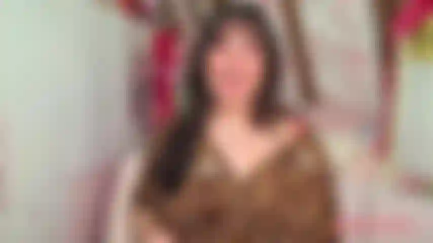 Ein versautes barmädchen wird dich trotzdem nicht ficken (sph).