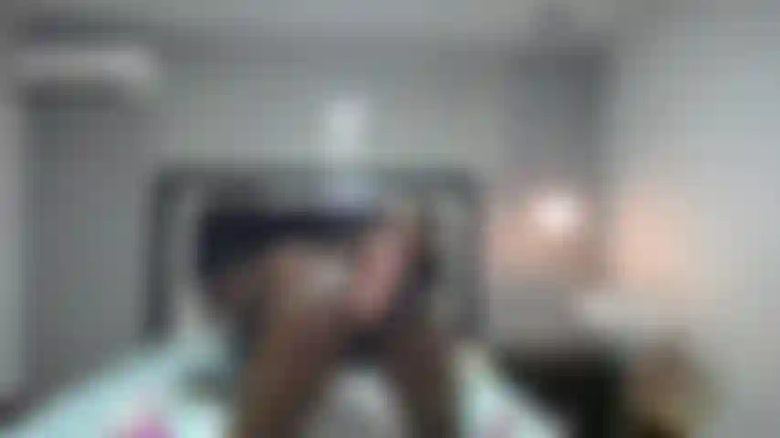 Ficke mich mit meinem größten dildo.