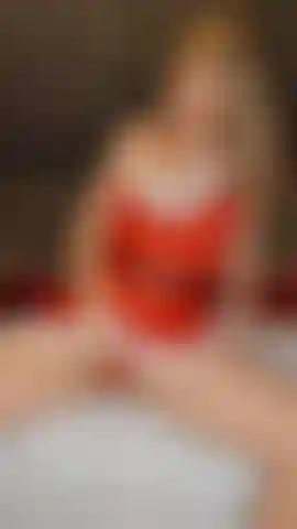 Frau claus wird frech & zieht sich aus!