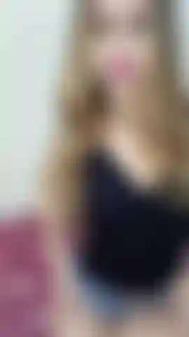 Bewege dich wunderschön zu schöner musik.