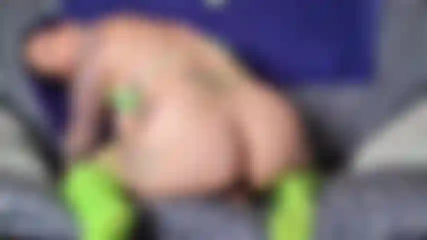 High socks dildoreiten.