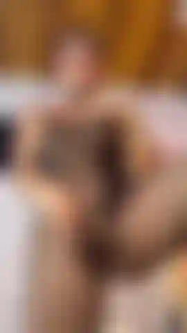 Willst du diesen dildo in meine muschi stecken, mein schatz?