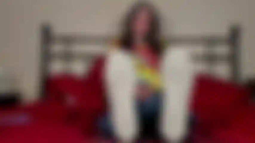 Barfuß – vollständig bekleidet, schuhe und socken ausziehen.