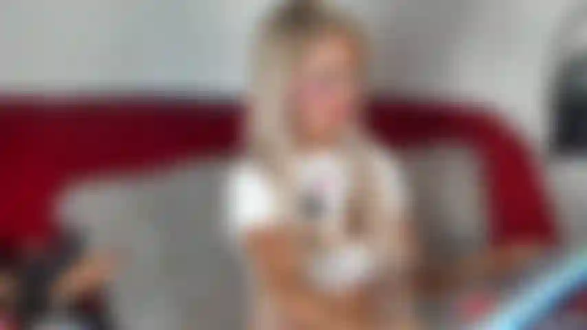 Die besten 20 minuten, um mit deiner lieblings-slutty-fickpuppe zu kommen; d schmutzig und nass zu sein wie ein gutes mädchen (d) xxx.