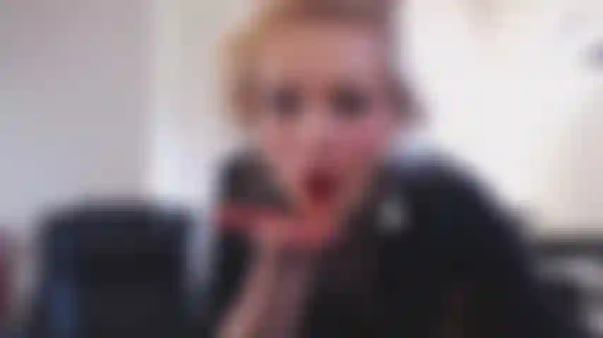 Büro necken, schmutzige sekretärin will dich.