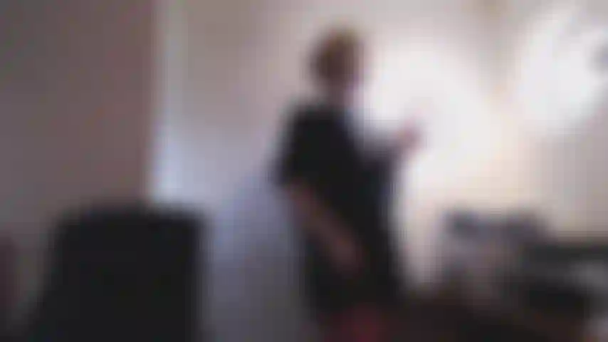 Eine neckende sekretärin, ein schmutziges büro.