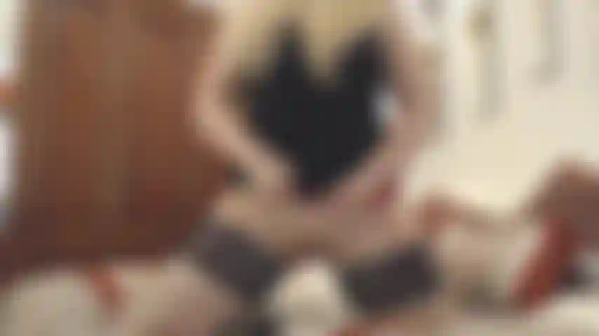 Reiten (schwarzer dildo).