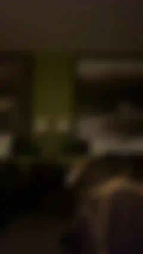 Die einen körper zeigt.