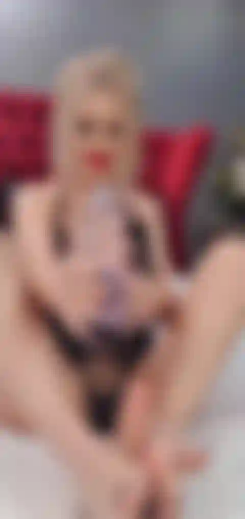 Footjob-öl und dildospiele.