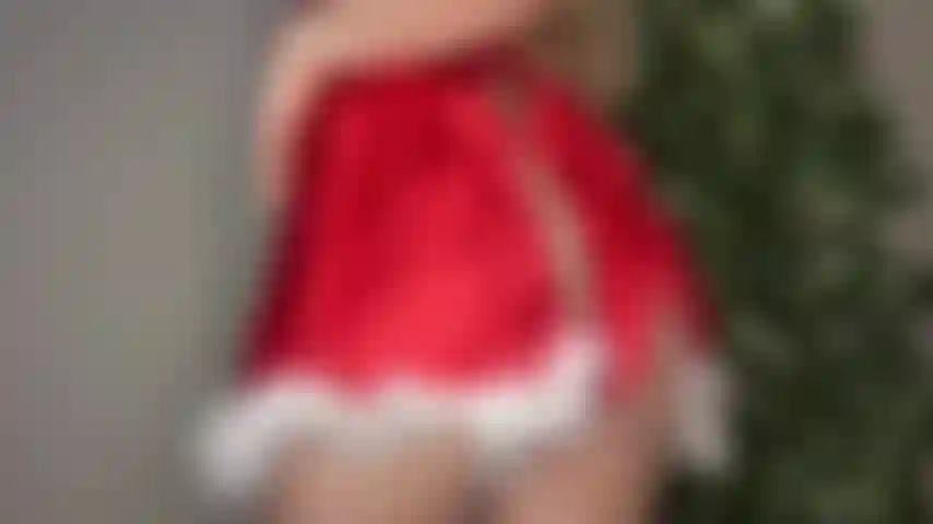 Ich packe langsam dein weihnachtsgeschenk aus, mmm.