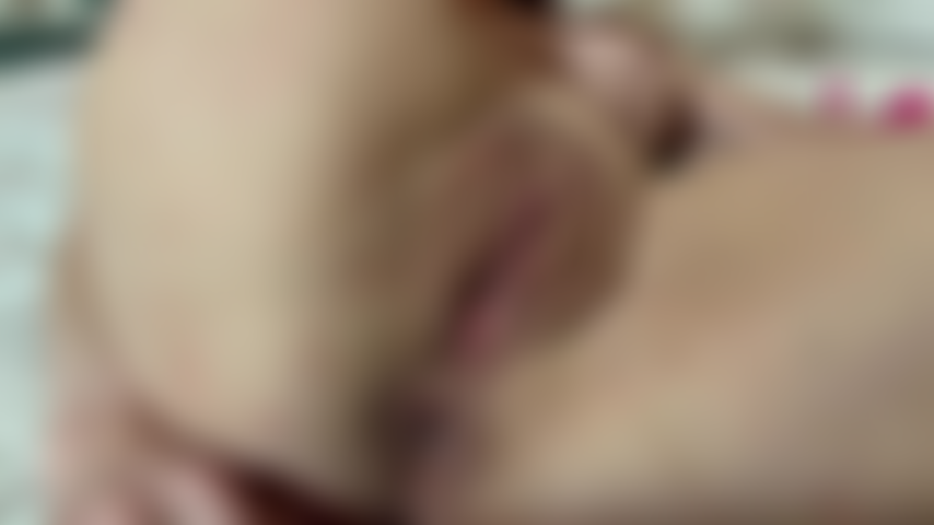 Weit gespreizte muschi und arsch, nahaufnahme.