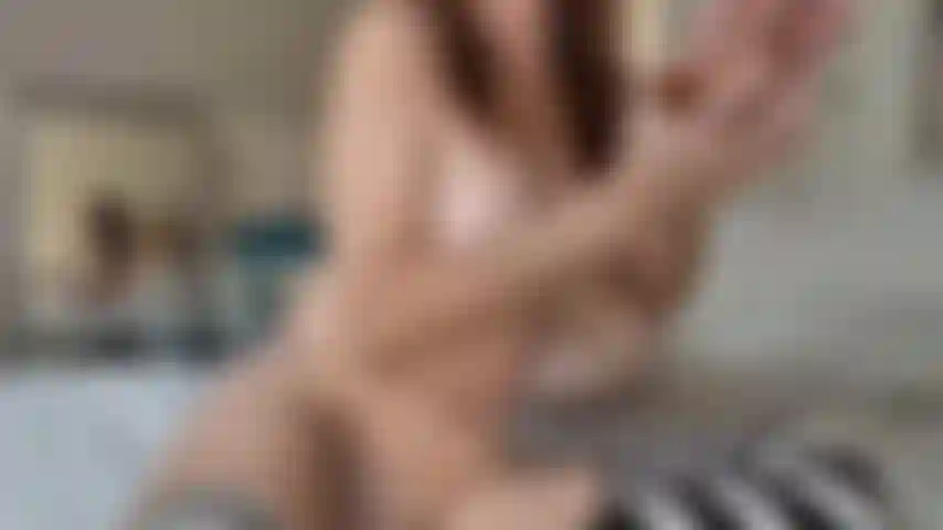 Bettele um dirty talk mit schwanzsocken.