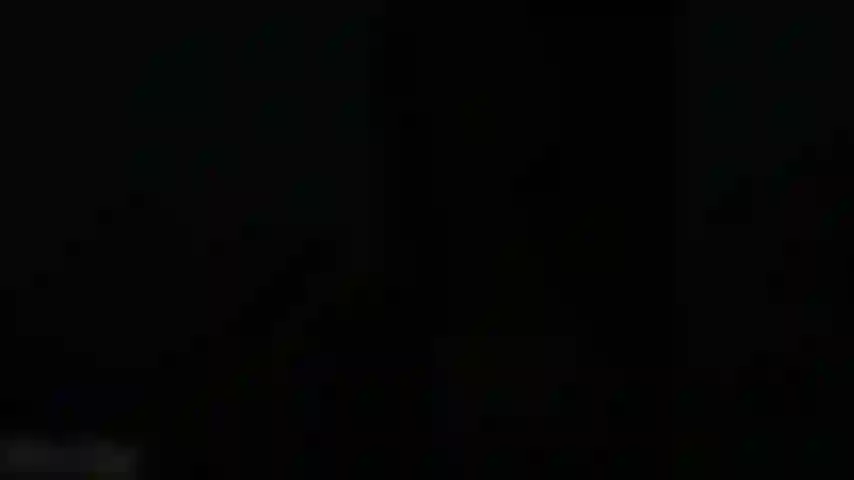 Streichle zu meinen brüsten.