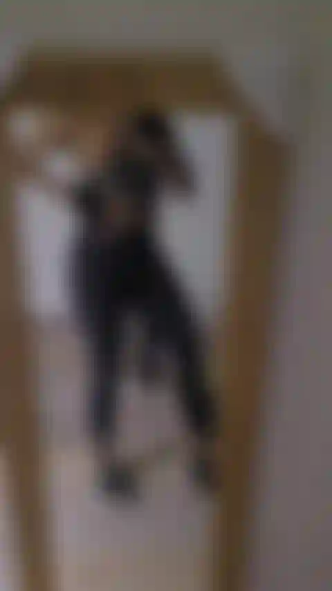 Komm zu mir. Titten.