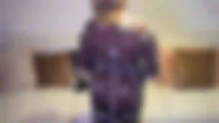 Du wirst meine beine und brüste lieben.