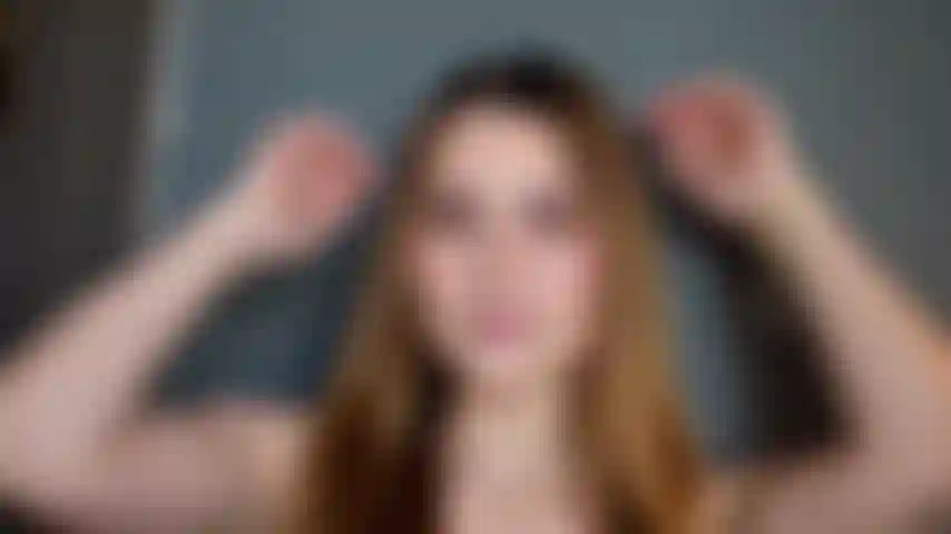 Ein leidenschaftliches, kokettes und süßes mädchen, bereit für dein privates 🔥.
