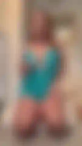 Breed my beautiful mature MILF pussy ..
Watch my stomach grow huge as the semen does its magic