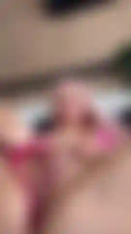 Rub clit and Four Fingers in my Pink Pussy