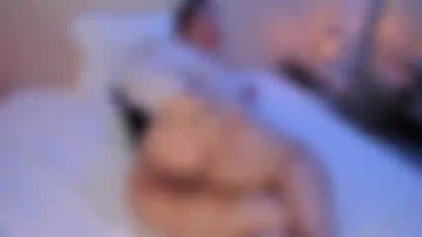 abre mi enorme culo redondo y caliente, quiero sentir tu dura polla penetrando mi interior!