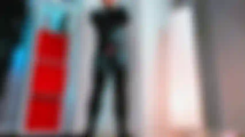 Ganzkörper-latex-teaser.