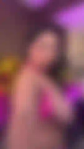 Look that crazy and perfect curves