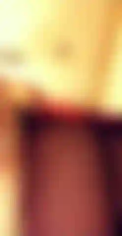 Den arsch spreizt und die beute wackelt.