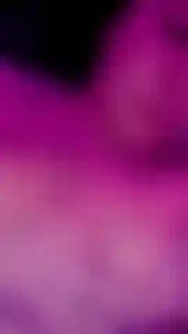 With each caress my tits in these low lights, I invite you to lose my head with me ... Will you endure the desire I am causing?