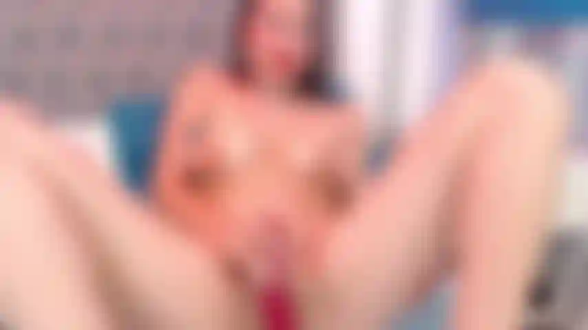 Und ficke sehr reich mit meinem dildo.