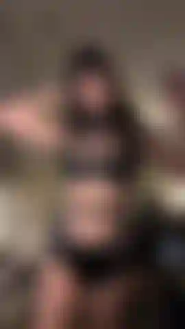 Gefällt dir mein fetisch-party-outfit?