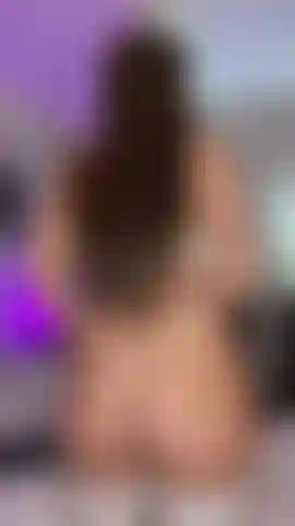 Stehe auf weiße spitzenstrümpfe und dessous für den körper.