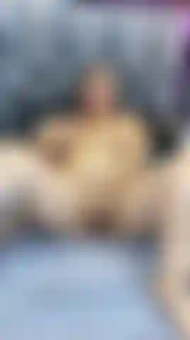 Masturbationsspiele mit der muschimaschine.