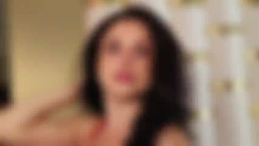 Just a tease, discover more of me online