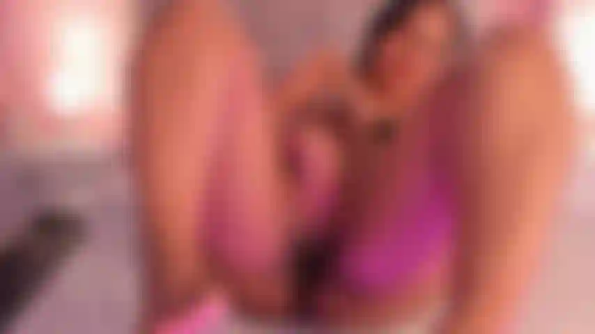 Großer squirt, schau zu, wie ich mich masturbiere, bis ich squirte.