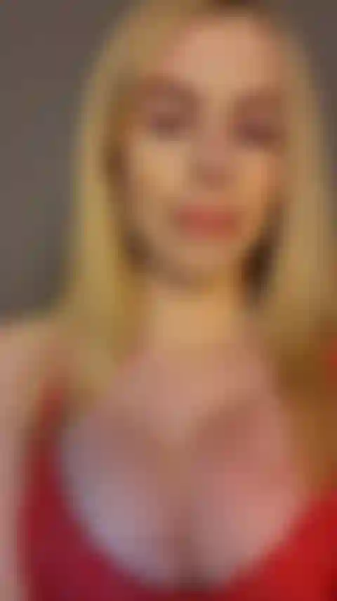 Flehe dich an, mir ins gesicht zu spritzen.