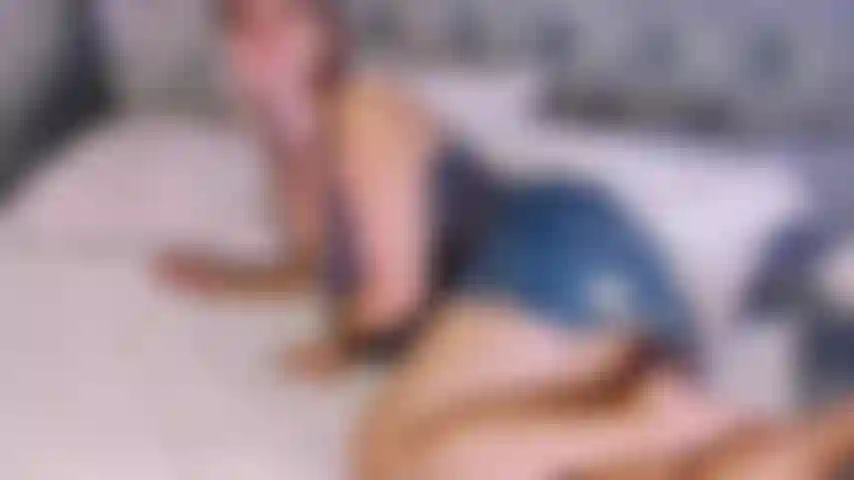 Freundin nach der arbeit – deine freundin wartet nach einem harten arbeitstag auf dich, sie ist weich und warm und bereit für dich. Lass sie sich mit einem blowjob um deine bedürfnisse kümmern, bevor du mit ihr in ihrem missionarischen pov liebe machst!