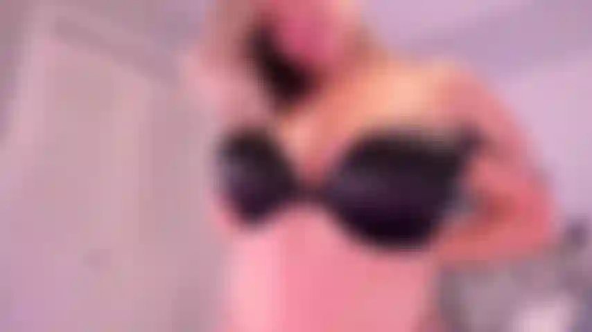 Gold show – buttplug stehende doggy-fickmaschine – fick mich doggy und fülle alle meine engen löcher! 07.08.21 8 Minute goldshow.